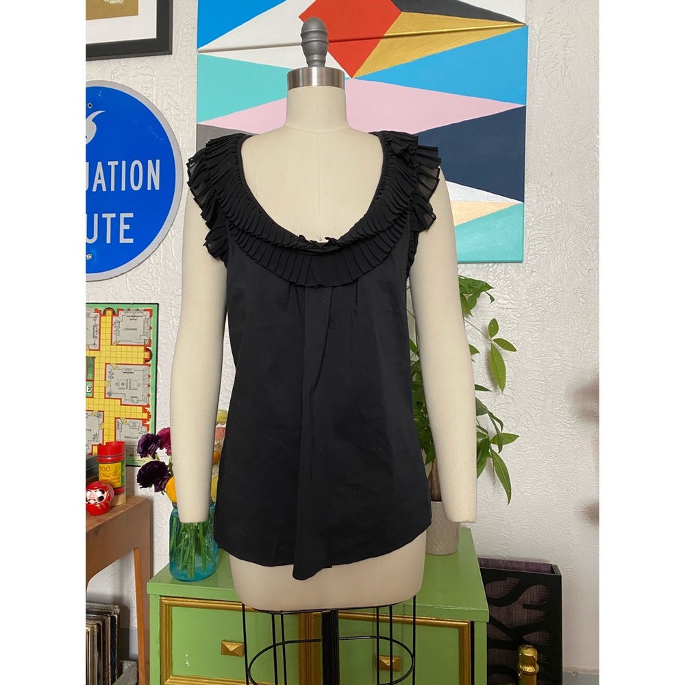 BCBG ruffled top